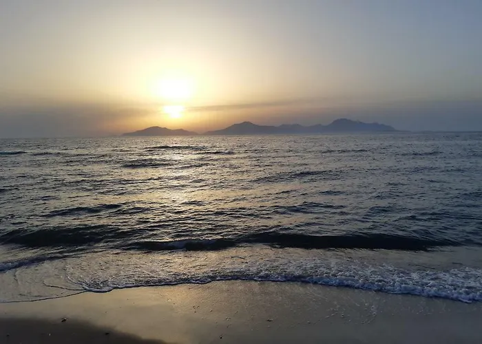 Swan House Panoramic View - Near The Sea Dom wakacyjny Zipárion