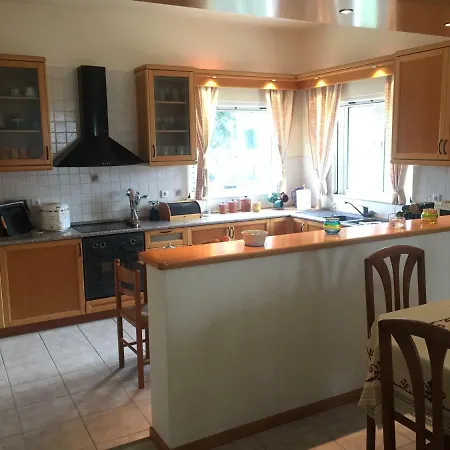 Swan House Panoramic View - Near The Sea Zipárion