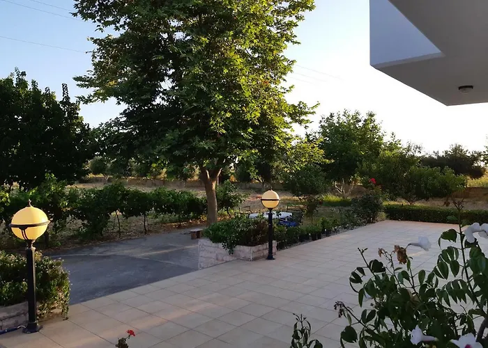 Swan House Panoramic View - Near The Sea بيت للعطل Zipárion